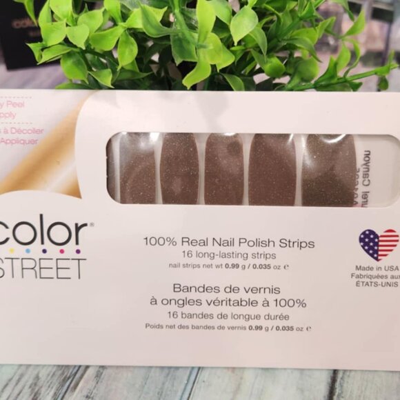 Color Street Nail Set- 2025 Fall - Picture 1 of 5